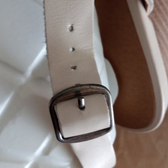Lucky Brand Veneesha Sandshell cream slingback heels strappy sandal buckle NEW10 - Picture 4 of 7